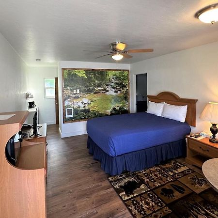 Myrtle Lane Inn Randolph Экстерьер фото